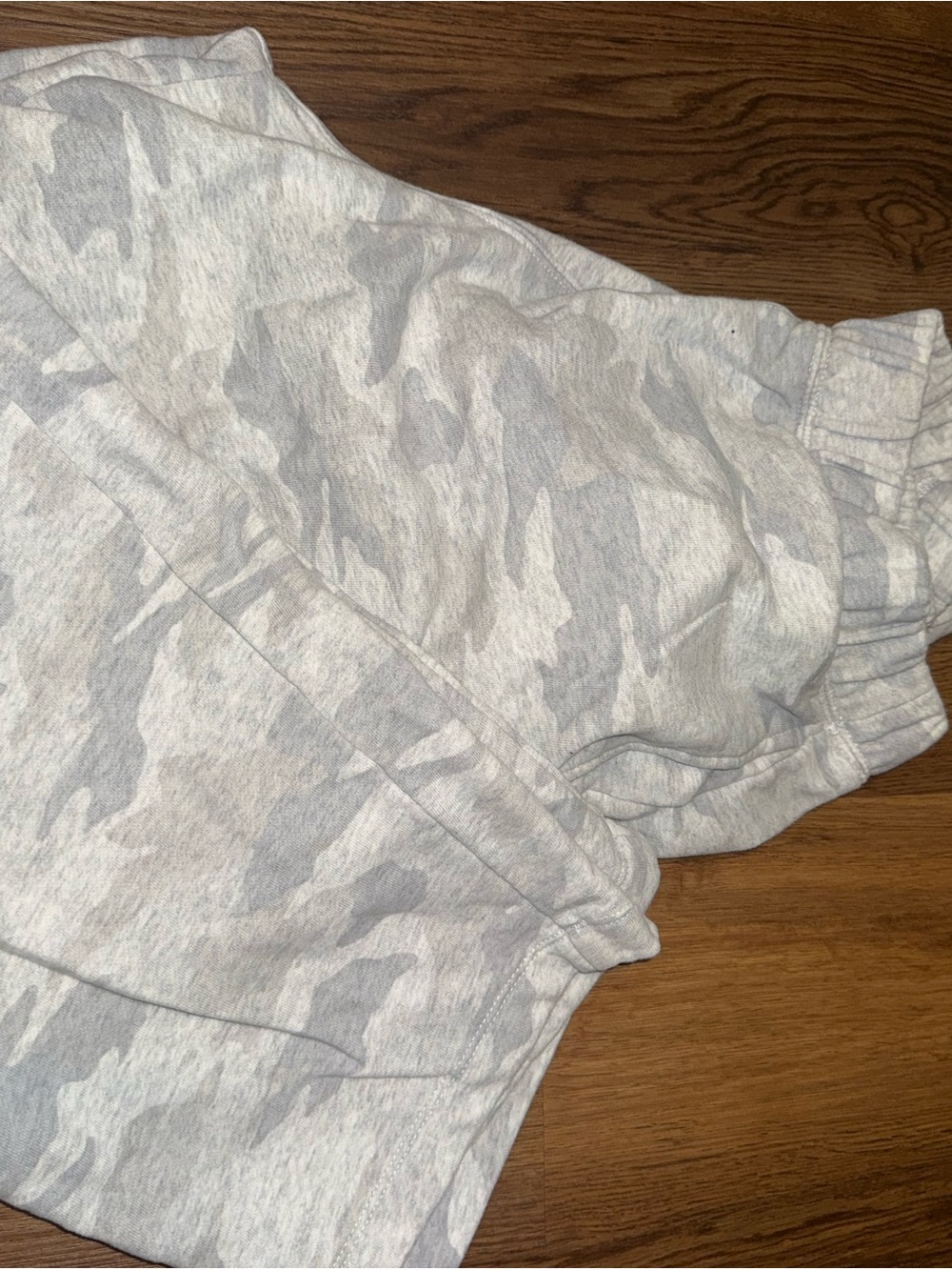 American Eagle Outfitters Light Gray Camo Pullover